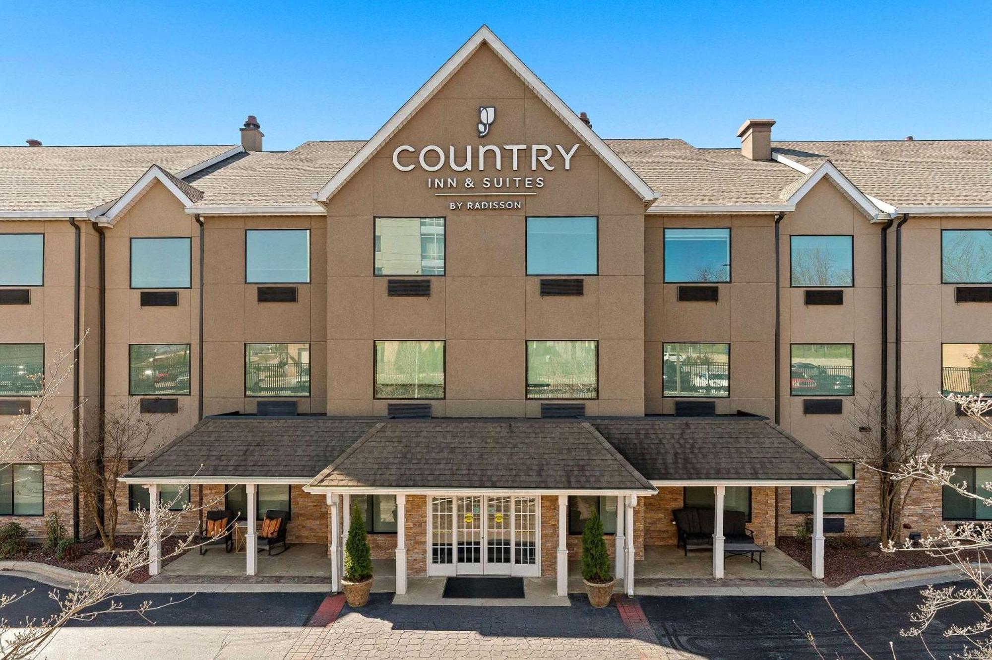 Country Inn & Suites By Radisson, Asheville - Outlet Mall Exterior photo
